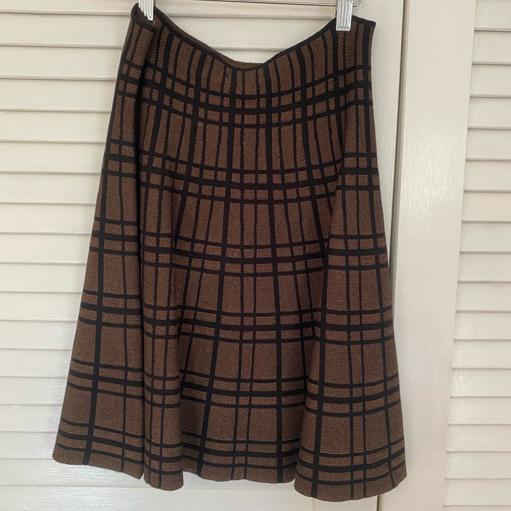 Max Studio Plaid Sweater Skirt NWT 🏷️ - Picture 13 of 13
